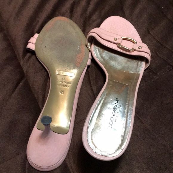 Shoes - Picture 1 of 3